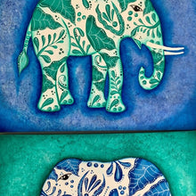Load image into Gallery viewer, Painting - Elephants
